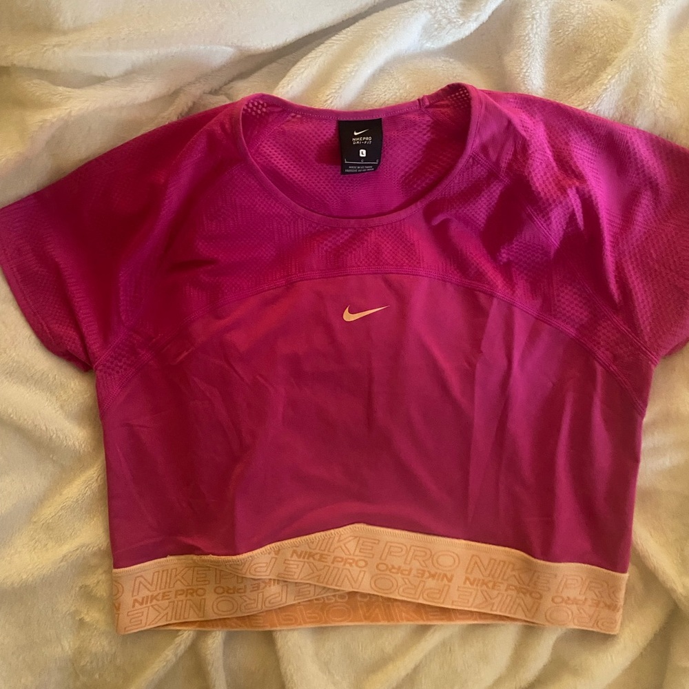 NikePro Dri-Fit Crop Top